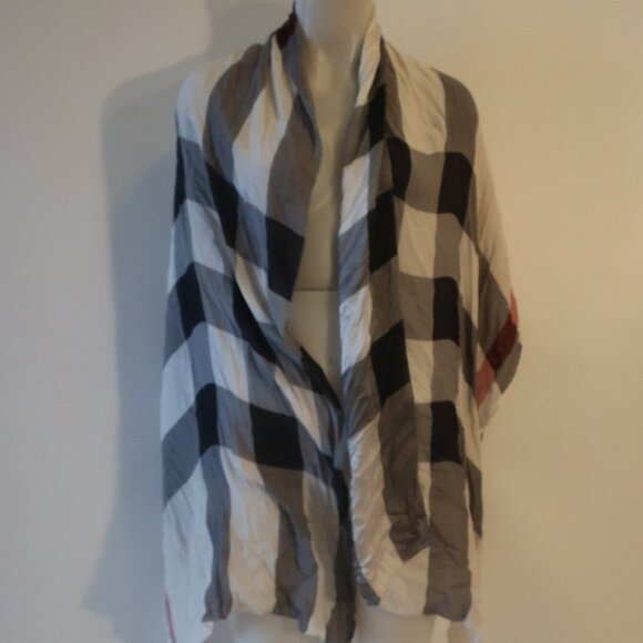 Womens Burberry Black Red White 100% Silk Check Print Design Rectangle Scarf - Picture 6 of 12